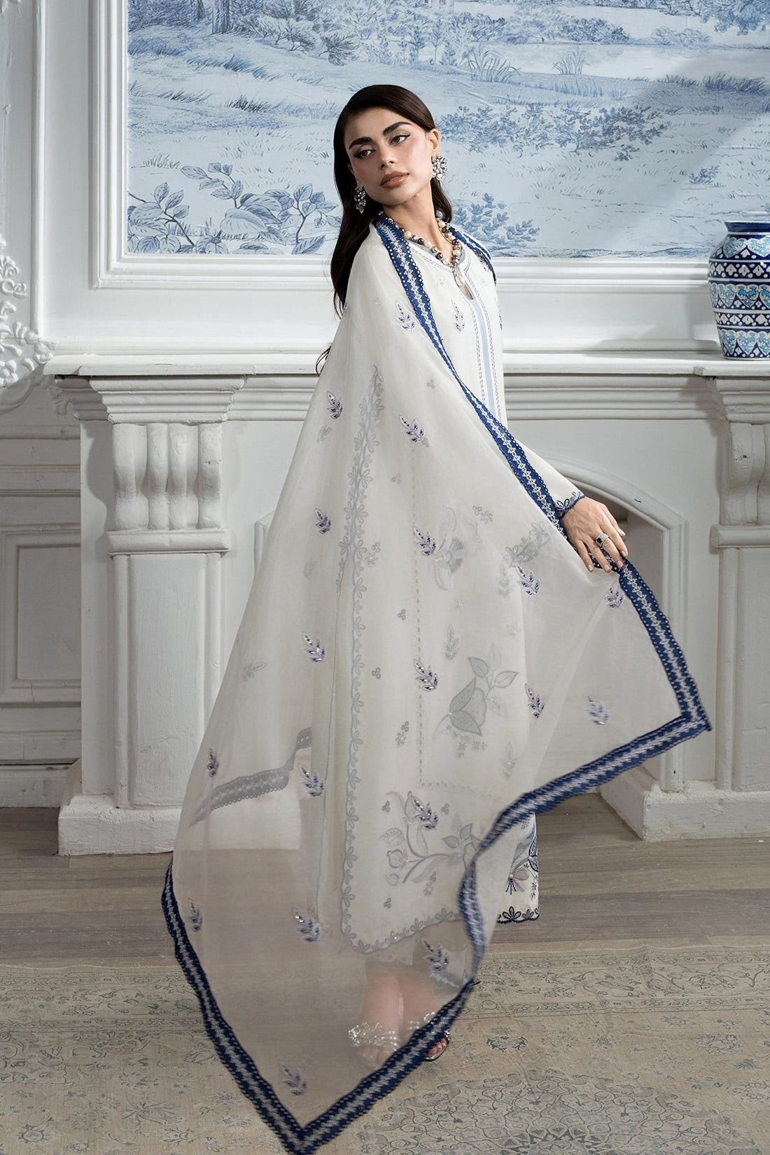 Rangrasiya | Lumeire Silk | Luna
