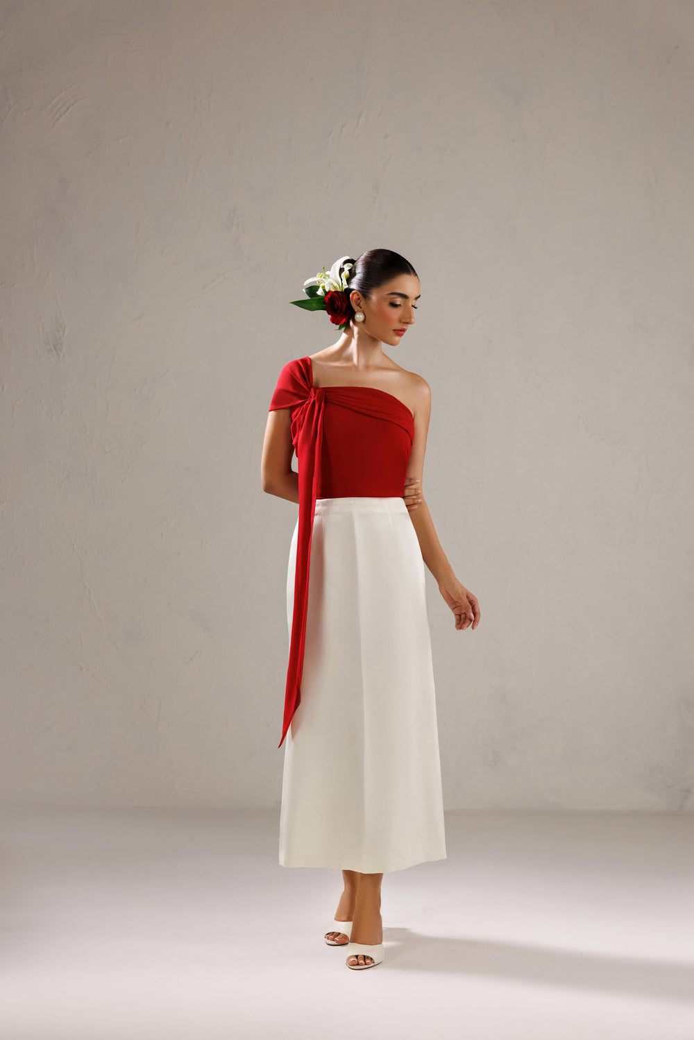 Caia | Basics 26 | Look 28