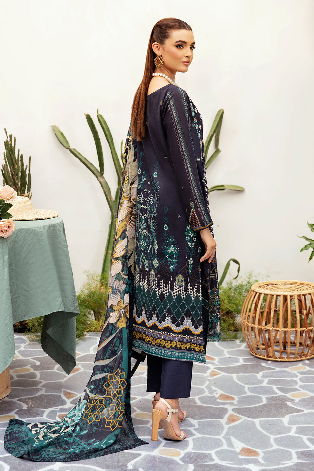 Ramsha | Luxury Lawn 24 | L-1207