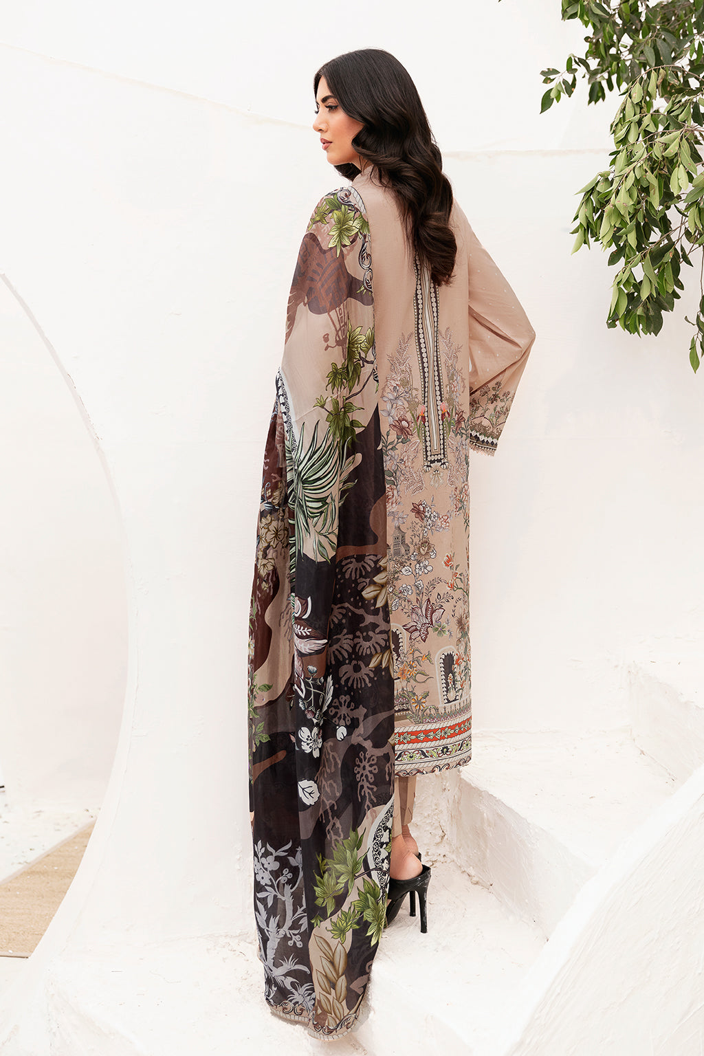 Ramsha | Mashaal Luxury Lawn | L-1106 - Pakistani Clothes for women, in United Kingdom and United States