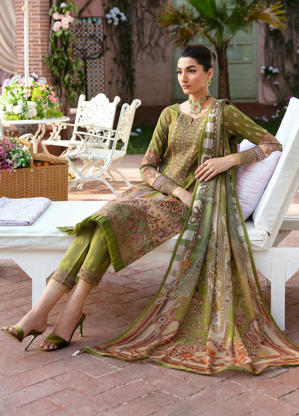 Gulaal | Summer Glow Lawn 24 | ALICIA (GL-L-24V3-04) - Pakistani Clothes for women, in United Kingdom and United States