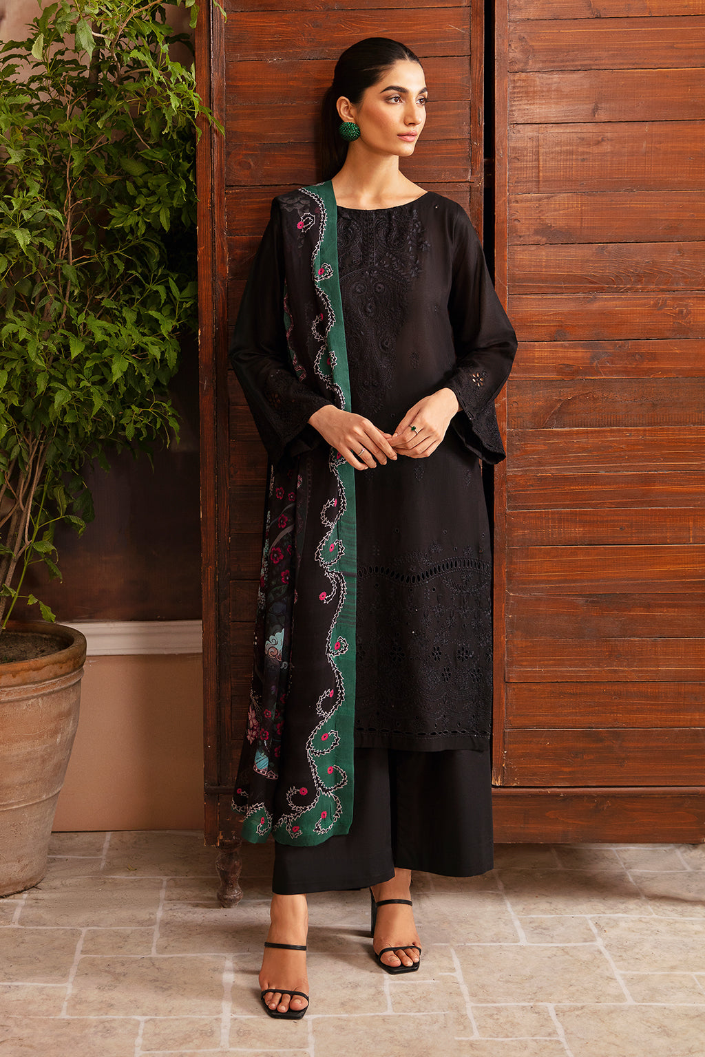 Afsanah | Essentials Lawn | BLACK ORCHID A-05