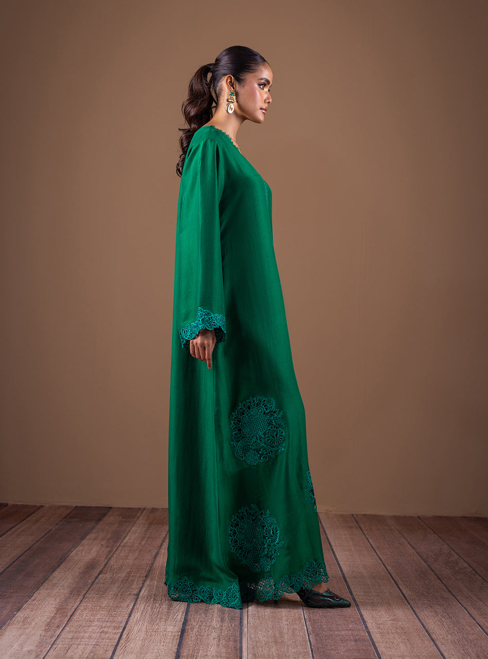 Zainab Chottani | Semi Formals | ENCHANTING EMERALD