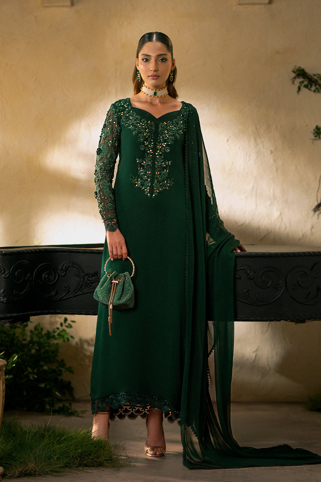 Vanya Meraki Formals | Pakistani Formal Dresses | Hoorain UK USA Tagged "Bottle Green" Hoorain Designer Wear Vanya Meraki Formals | Pakistani Formal Dresses | Hoorain UK USA Tagged "Bottle Green" Hoorain Designer Wear