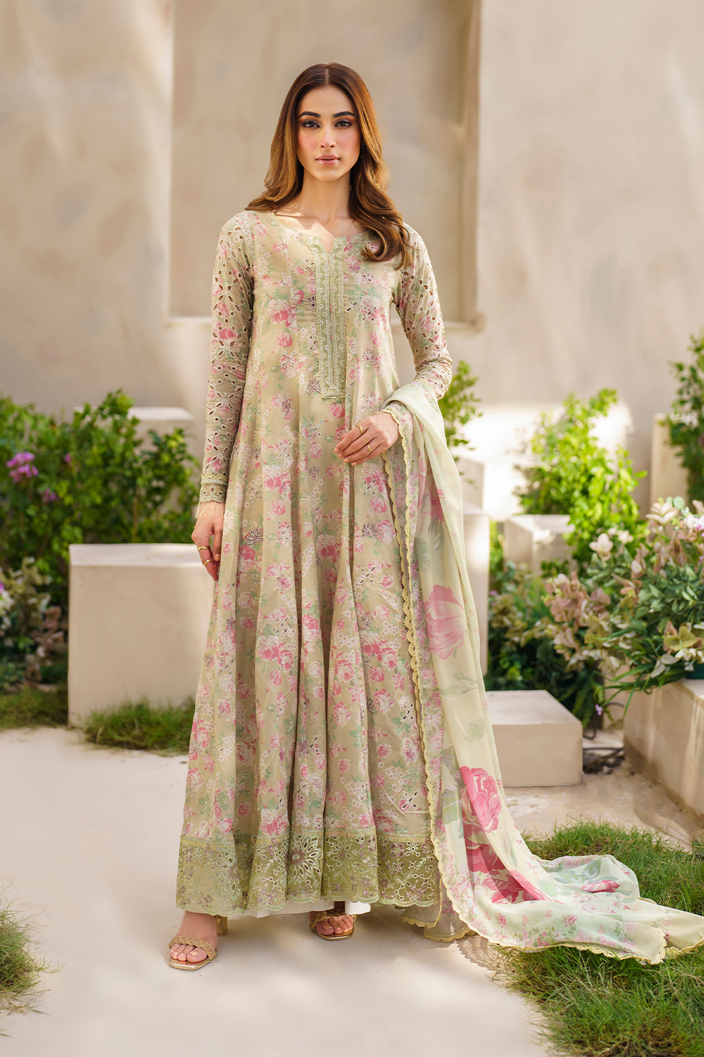 Iznik | Festive lawn 24 | SFL-05 - Pakistani Clothes for women, in United Kingdom and United States