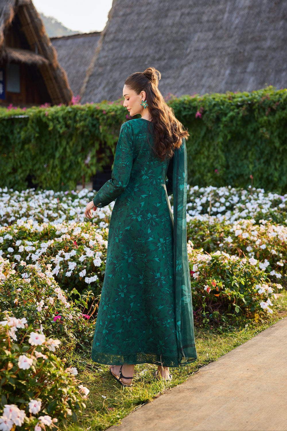 Farasha | Summer Escape 26 | Dusken Jade