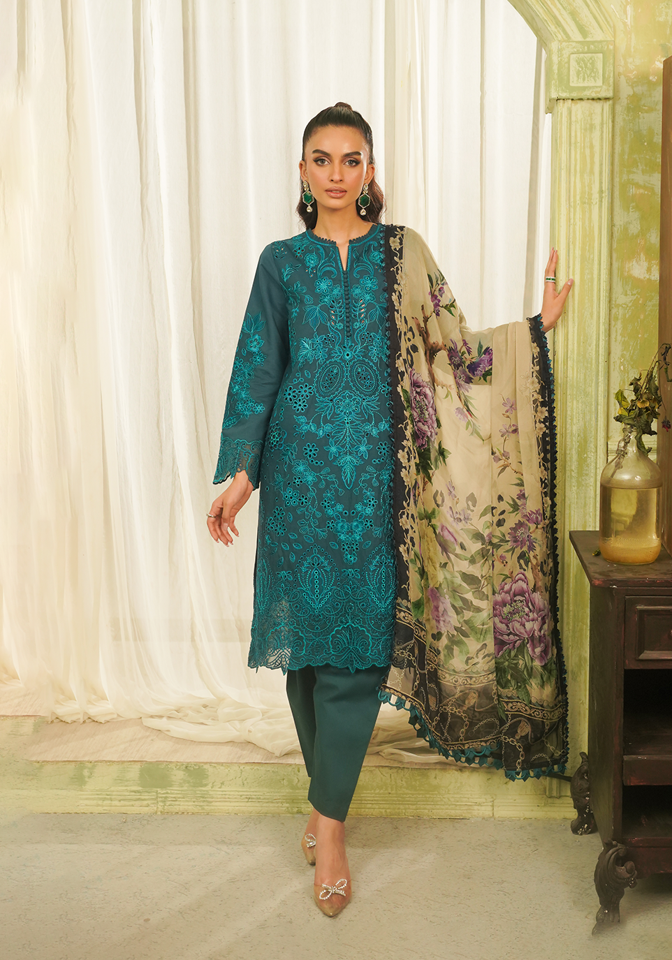 Zarqash | Tresor Luxury Lawn 24 | ZQT 0011 DINA - Pakistani Clothes for women, in United Kingdom and United States