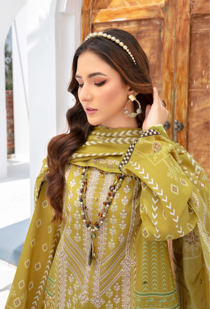 Humdum | Saira Bano Lawn 24 | D04 - Hoorain Designer Wear - Pakistani Designer Clothes for women, in United Kingdom, United states, CA and Australia