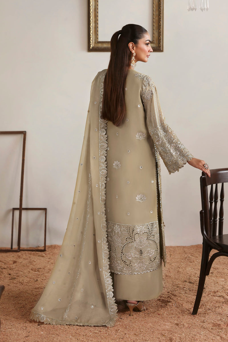 Akbar Aslam | Luxury Formals | Evora