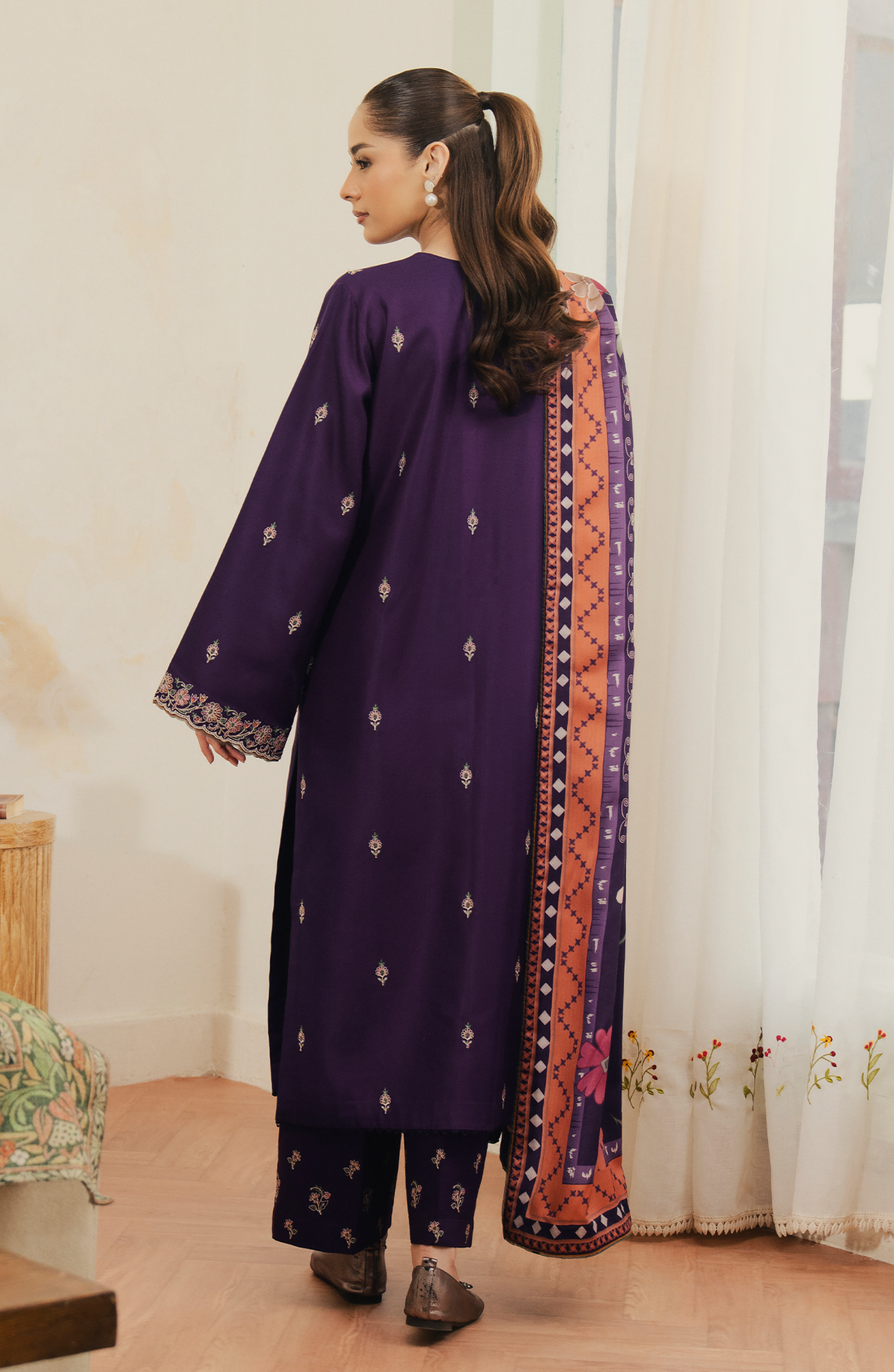 Seran | Winter Embroidered 25 | Aurese