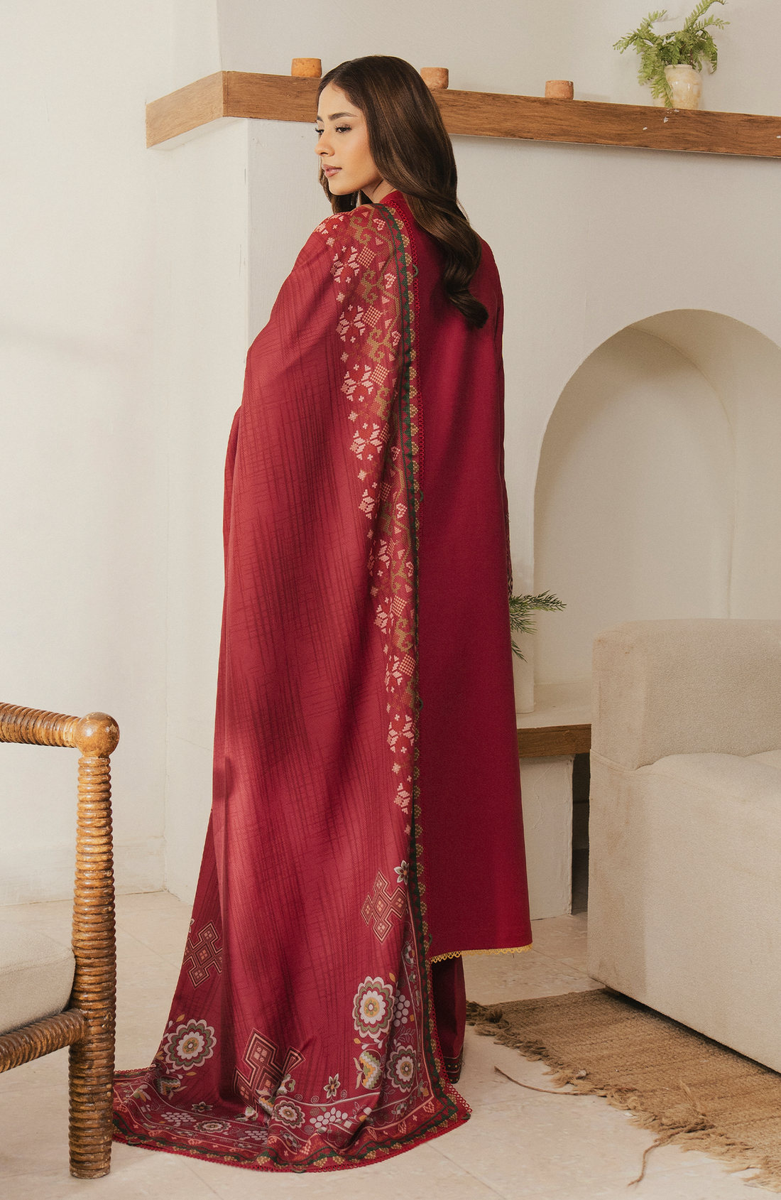 Seran | Winter Embroidered 25 | Cerisse