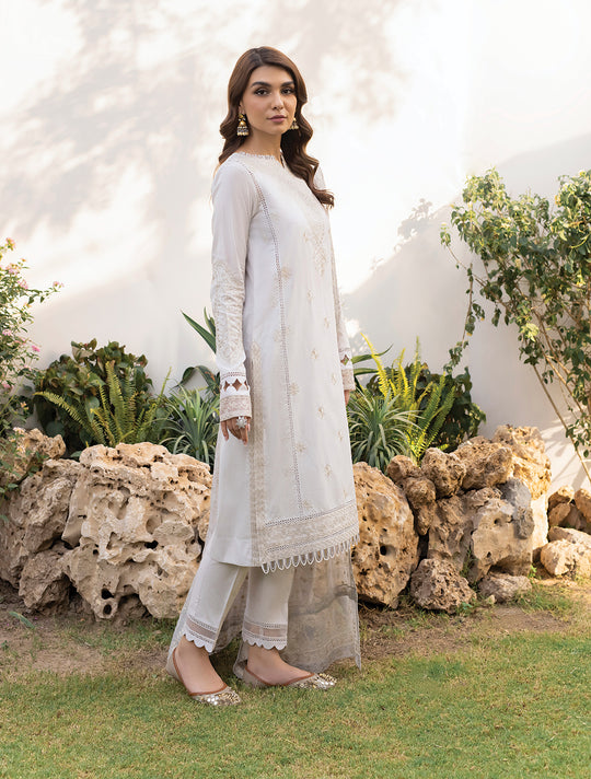 Iznik | Lawnkari 24 | UE-150 SERENE TURF - Pakistani Clothes for women, in United Kingdom and United States