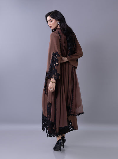 Zainab Chottani | Ramadan Edit 26 | Maison Mocha