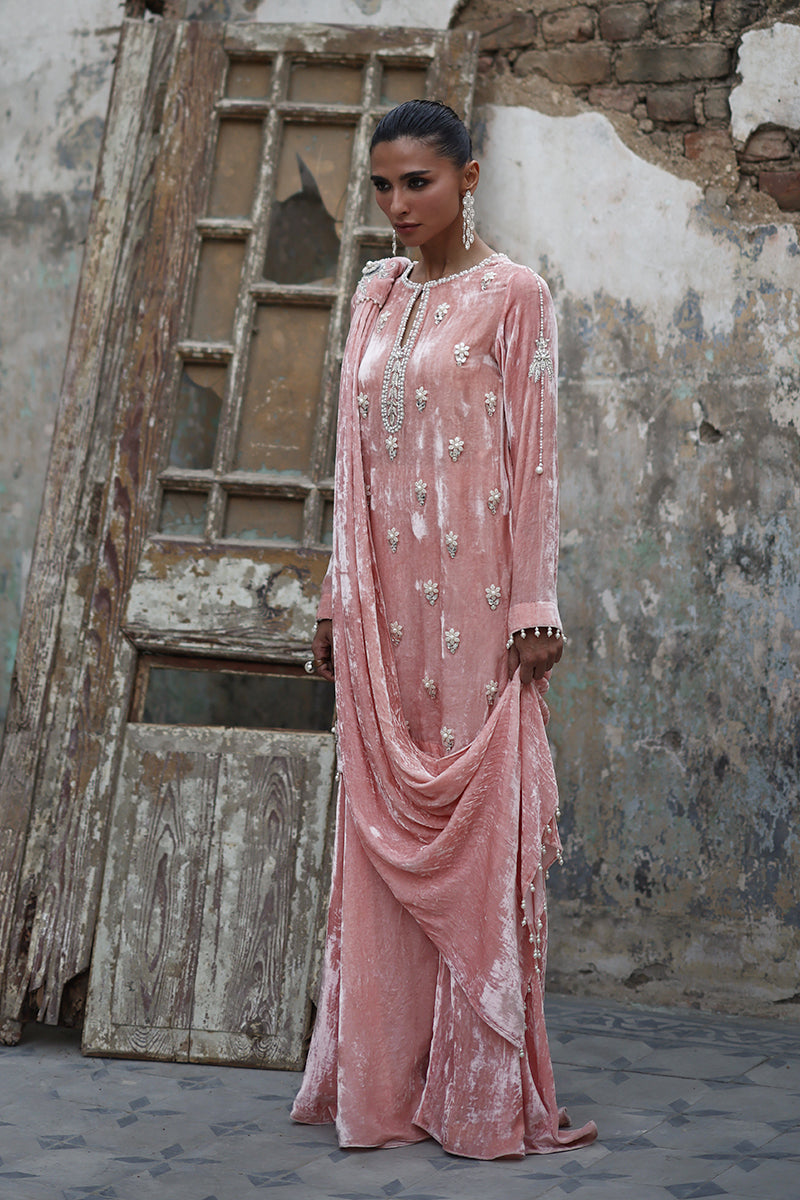 Wardha Saleem | Pure Velvet 25 | Zynia