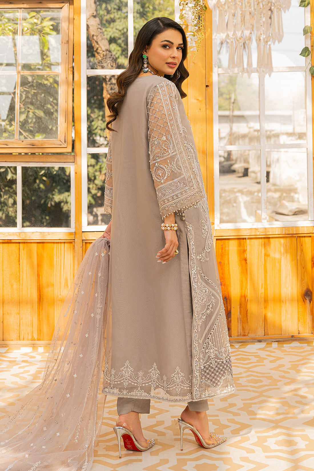 Naqshi| Wedding Formals| LINEAR