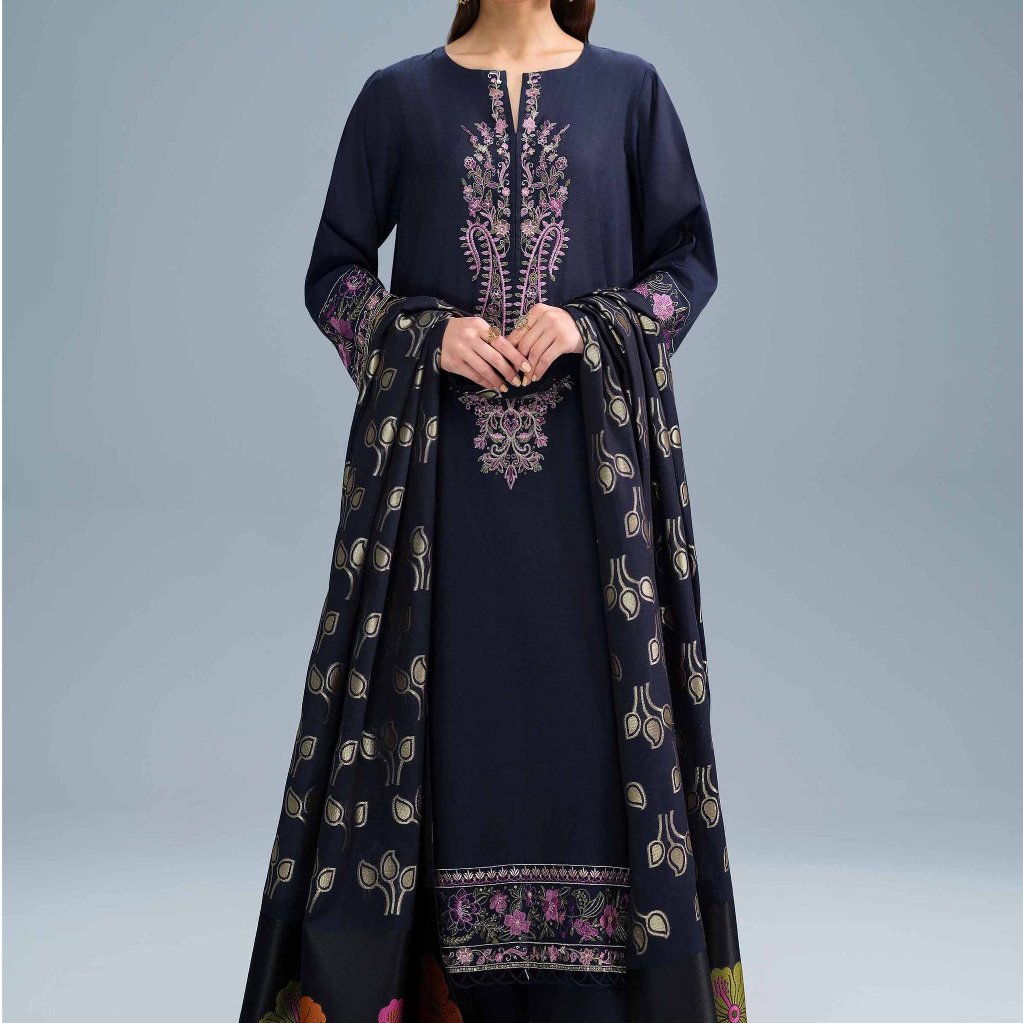 Nishat Linen | Naqsh Winter 2024 | Suit - 42308039