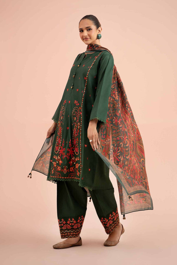 Nishat | Luxury Dresses | 42402058