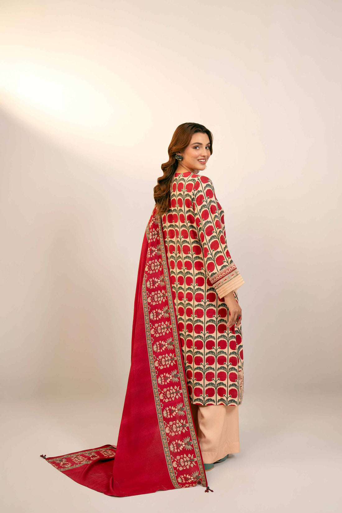 Nishat Linen | Naqsh Winter 2024 | Suit - 42404097