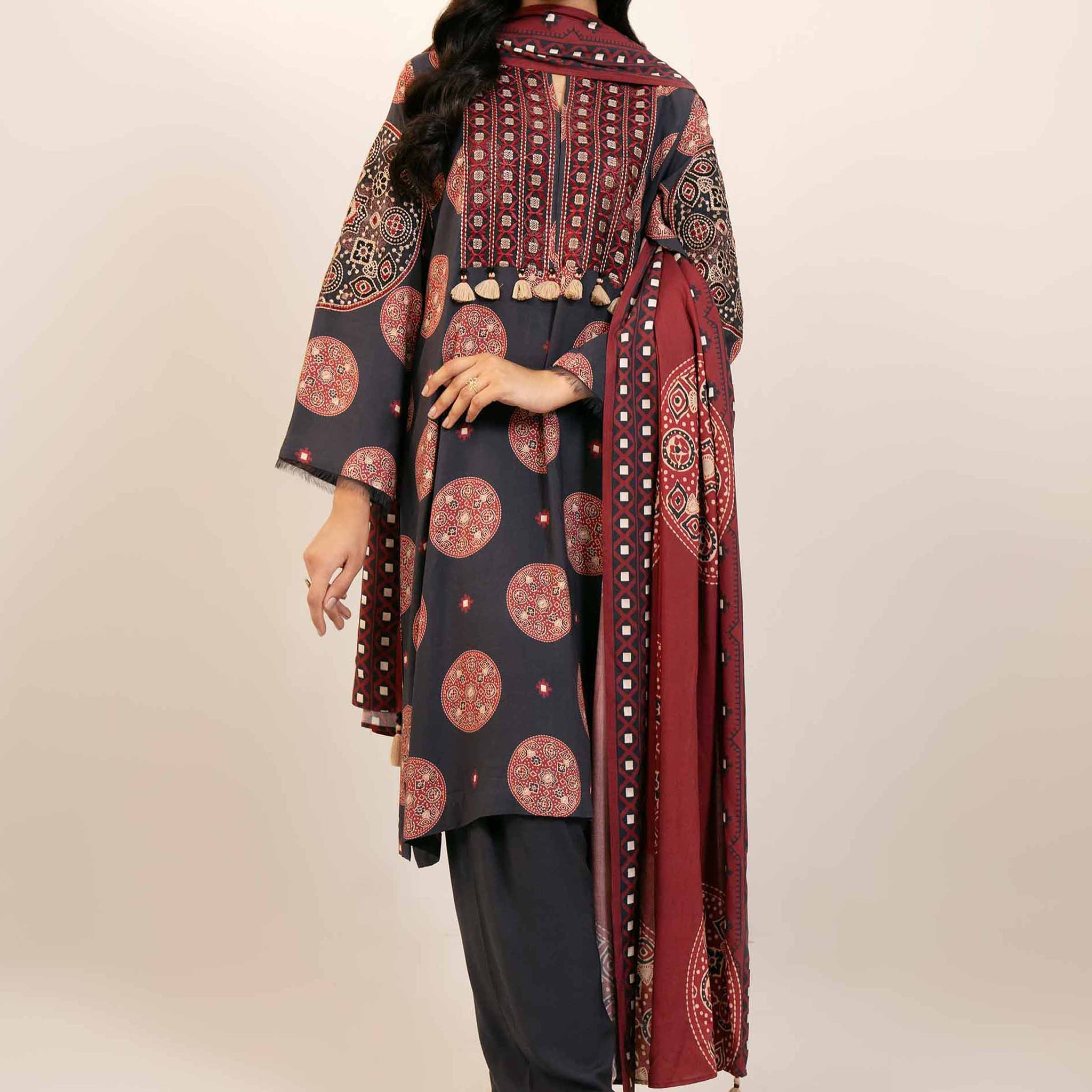 Nishat Linen | Naqsh Winter 2024 | Suit - 42404102