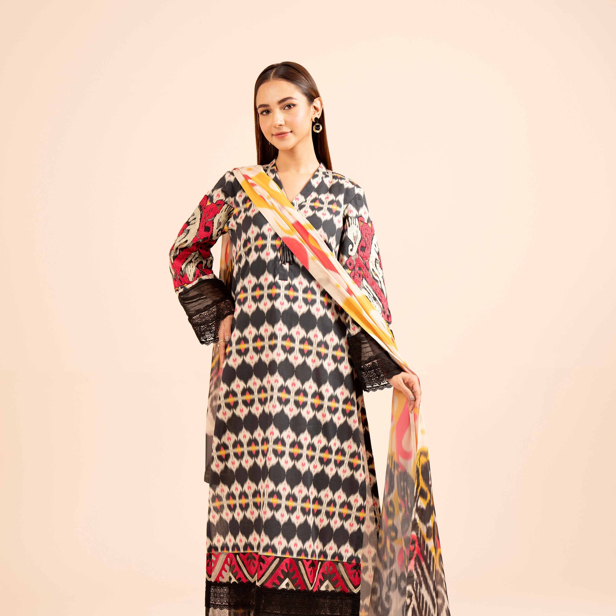 Nishat Linen | Naqsh Winter 2024 | Suit - 42404137