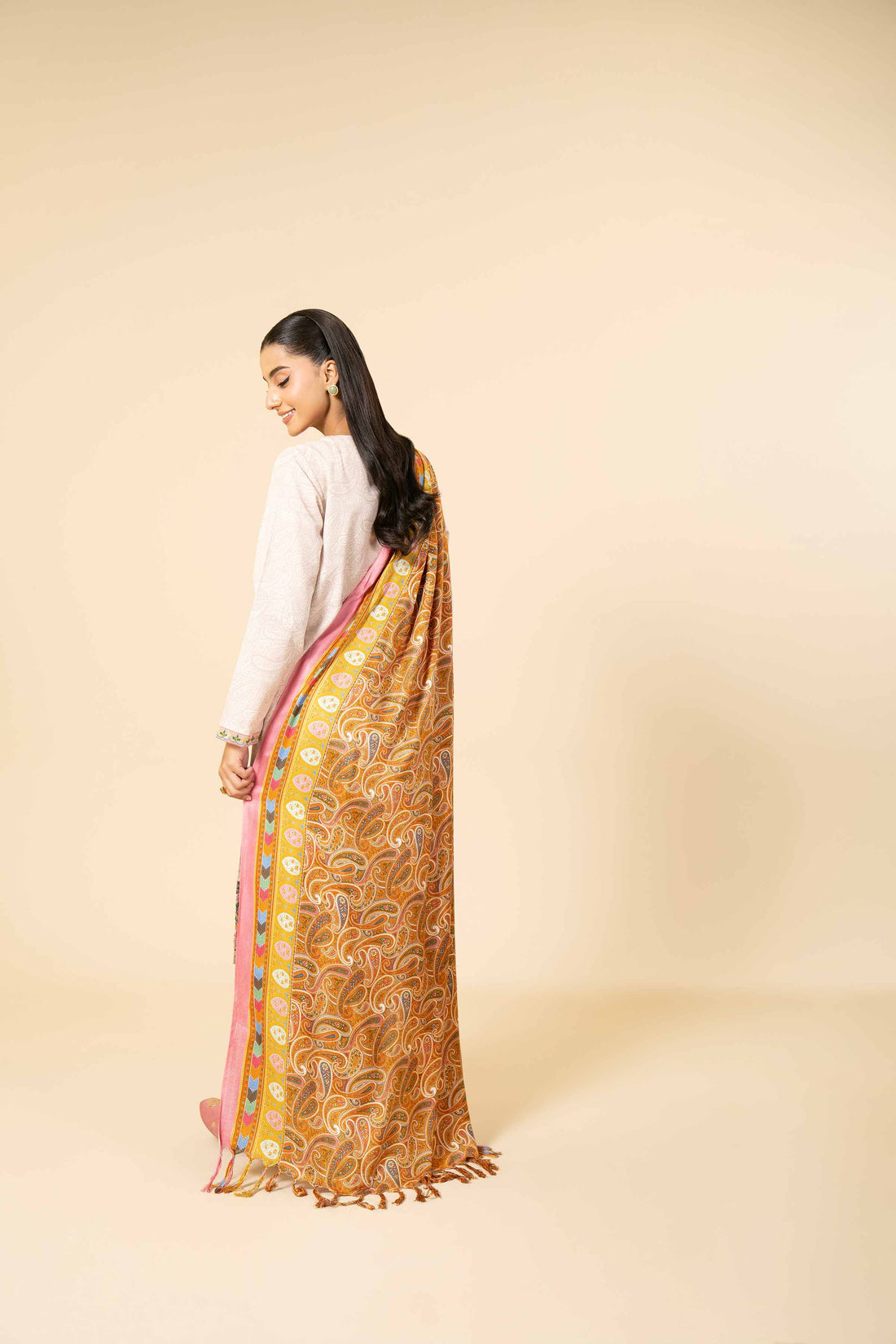 Nishat Linen | Naqsh Winter 2024 | Suit - 42404183