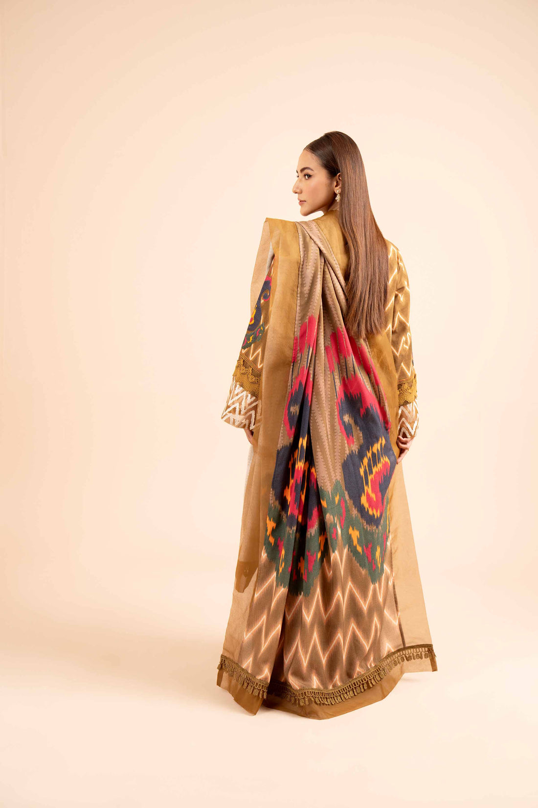 Nishat Linen | Naqsh Winter 2024 | Suit - 42404197