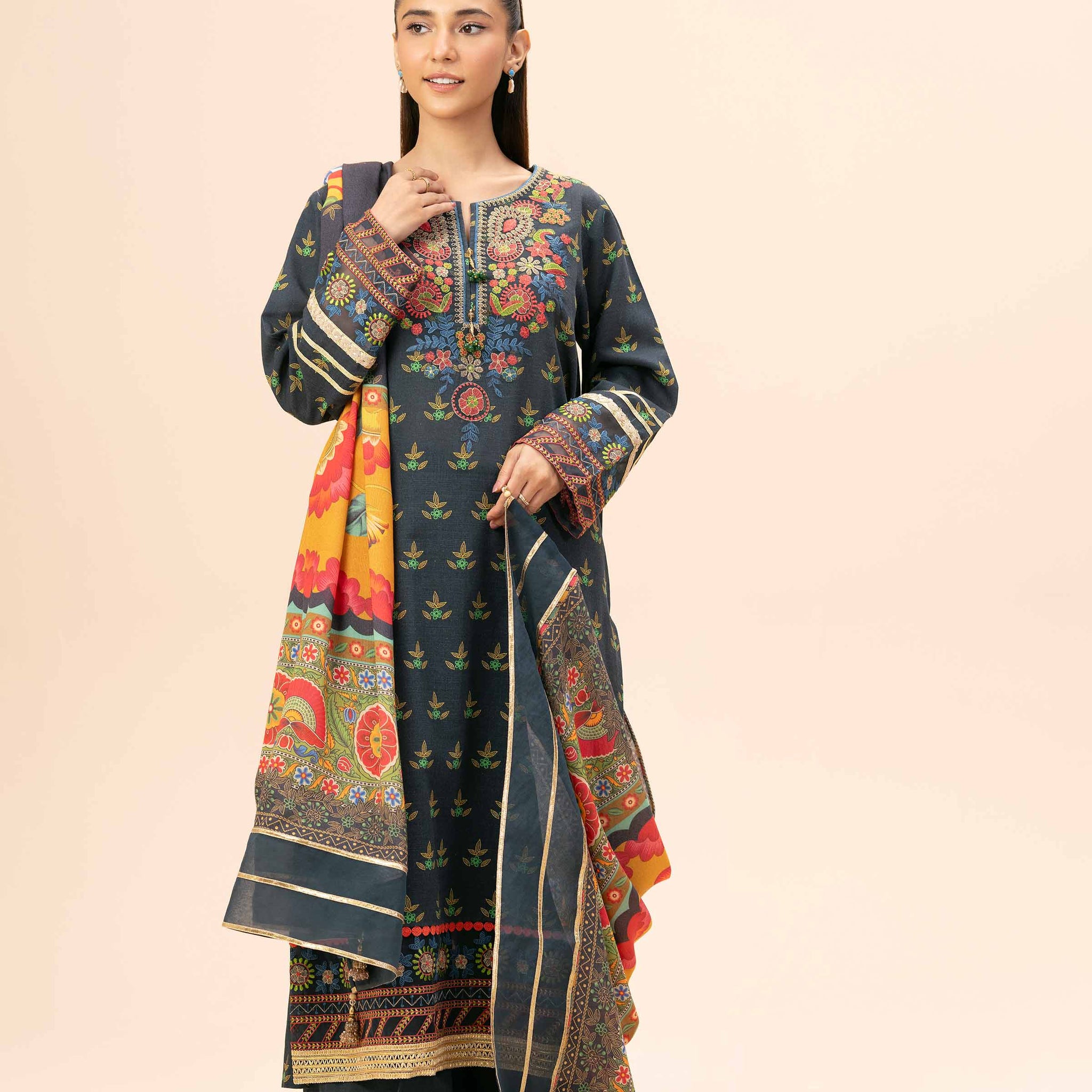 Nishat Linen | Naqsh Winter 2024 | Suit - 42404203