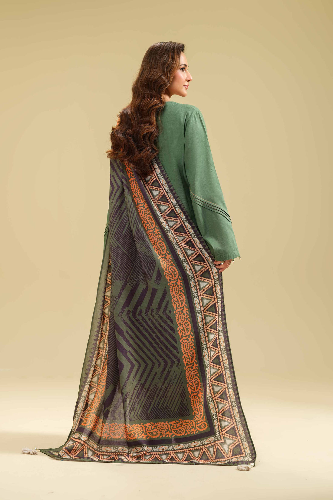 Nishat Linen | Naqsh Winter 2024 | Suit - 42404238