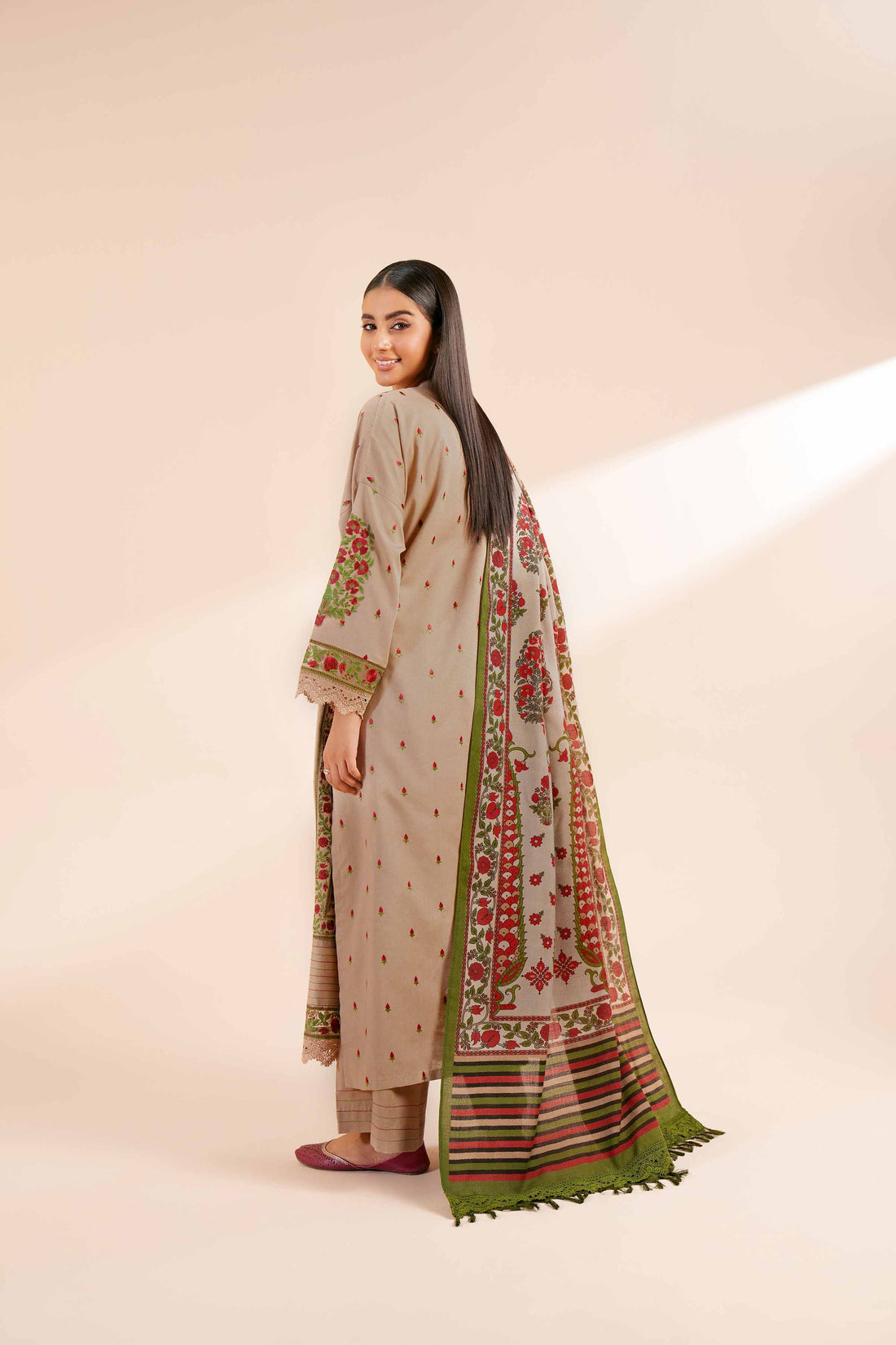 Nishat Linen | Naqsh Winter 2024 | Suit - 42404258