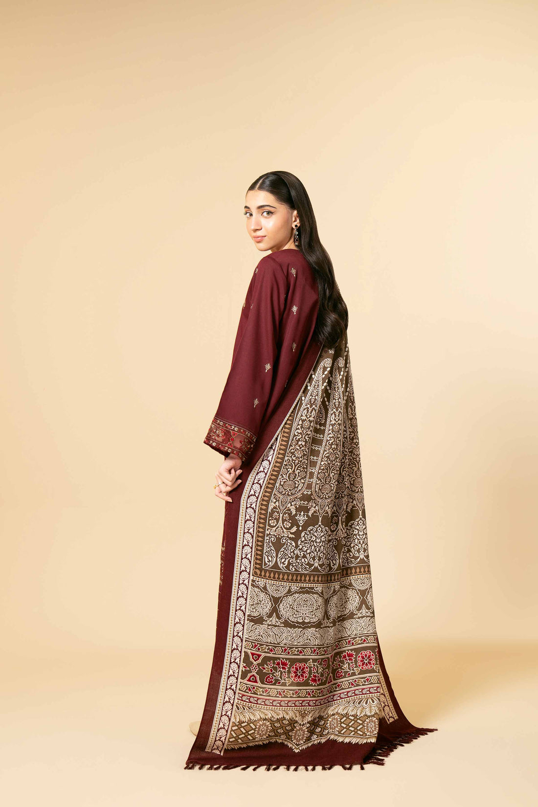 Nishat Linen | Naqsh Winter 2024 | Suit - 42404263