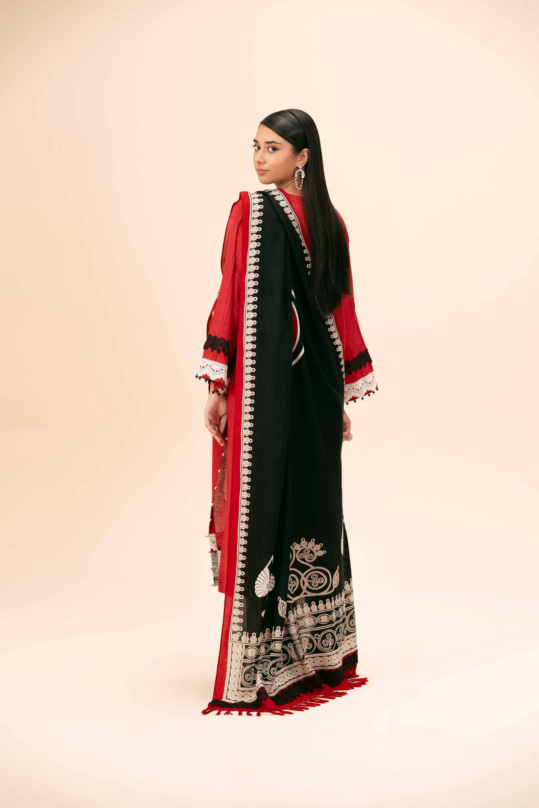 Nishat Linen | Naqsh Winter 2024 | Suit - 42404272