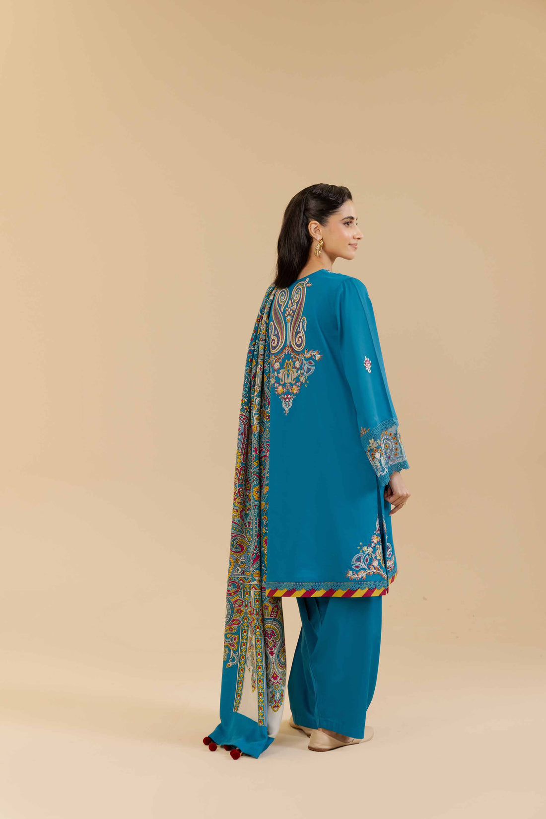 Nishat Linen | Naqsh Winter 2024 | Suit - 42404285