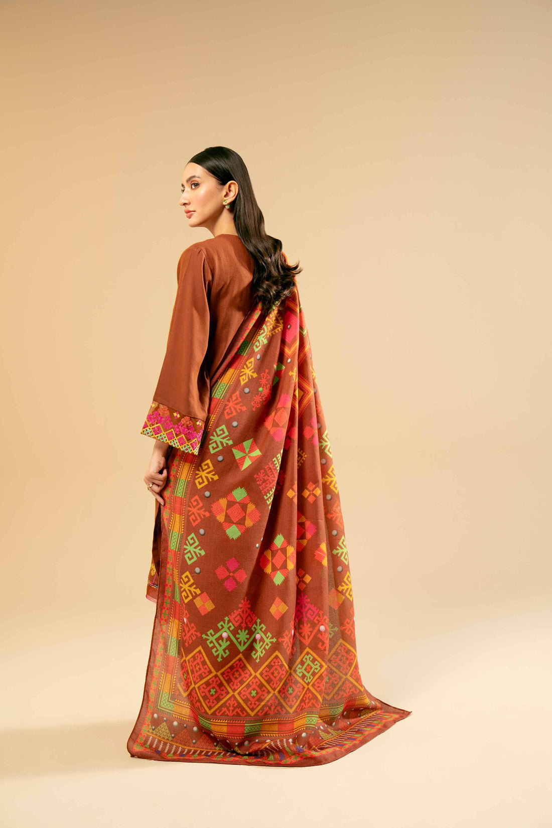 Nishat Linen | Naqsh Winter 2024 | Suit - 42404330