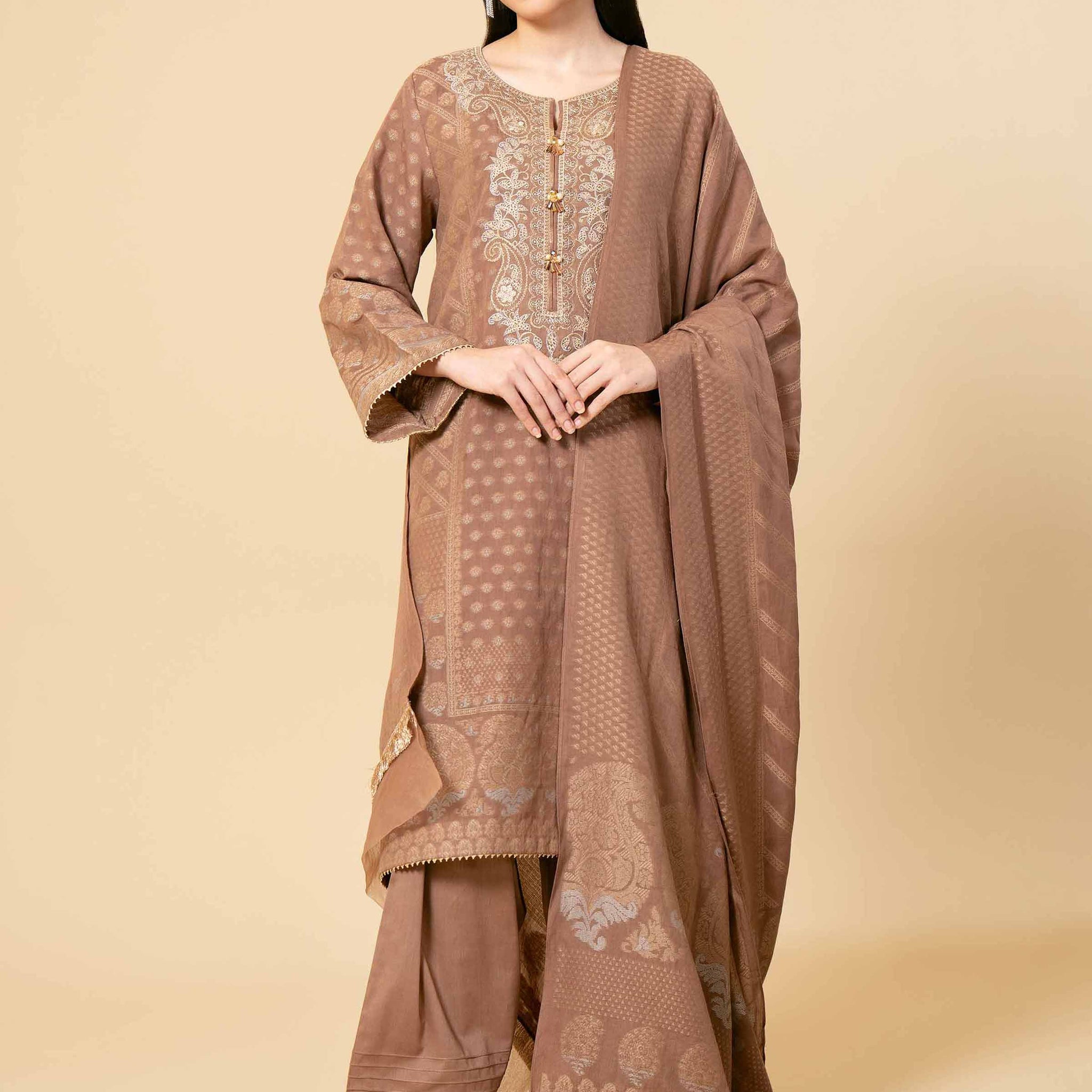 Nishat Linen | Naqsh Winter 2024 | Suit - 42404358