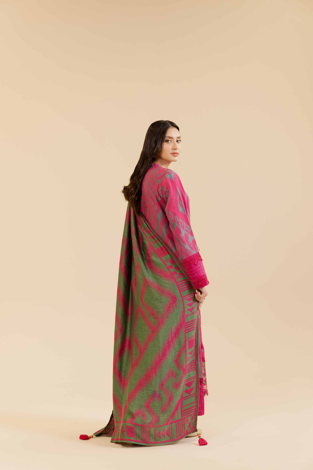 Nishat Linen | Naqsh Winter 2024 | Suit - 42404362