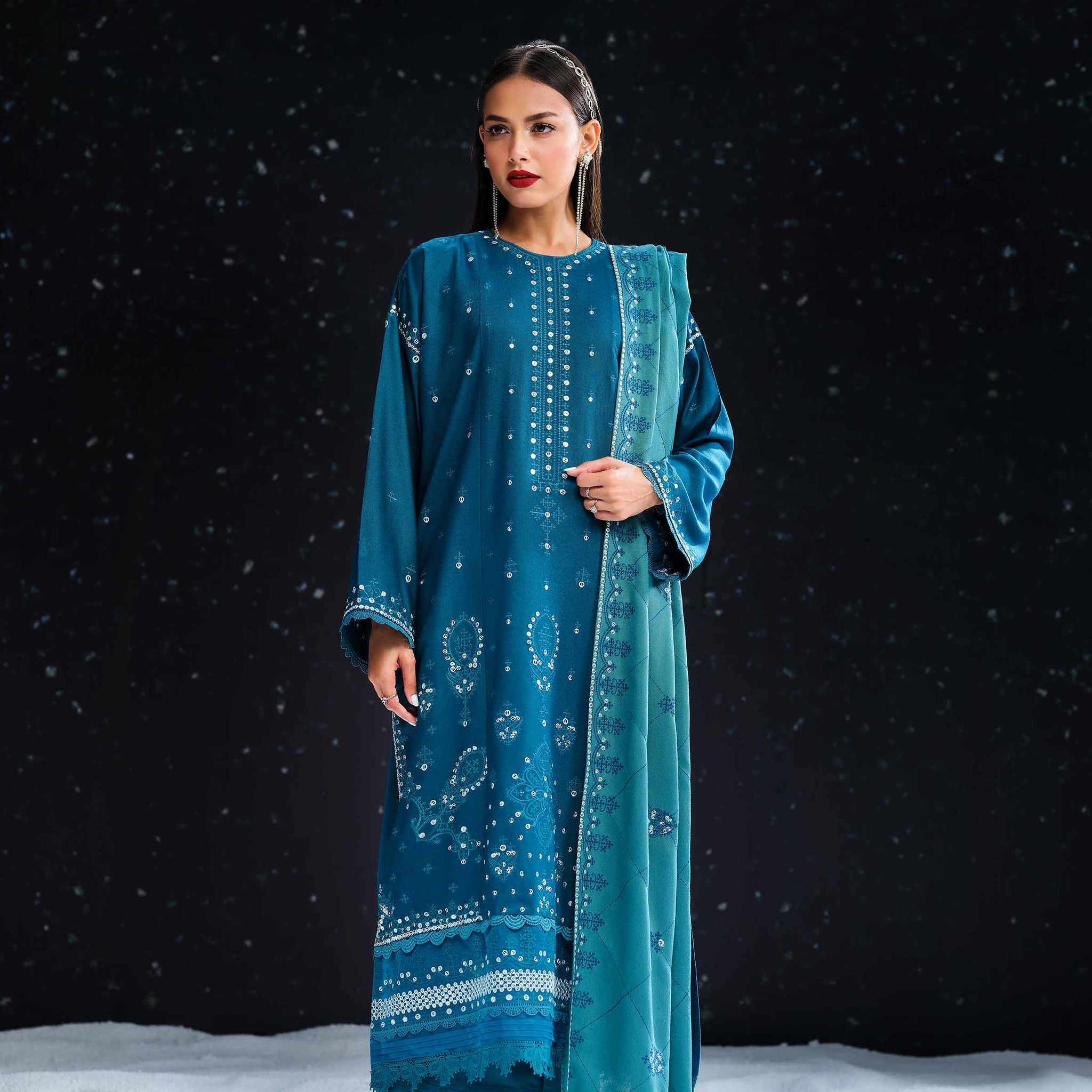 Nishat Linen | Naqsh Winter 2024 | Suit - 42404371