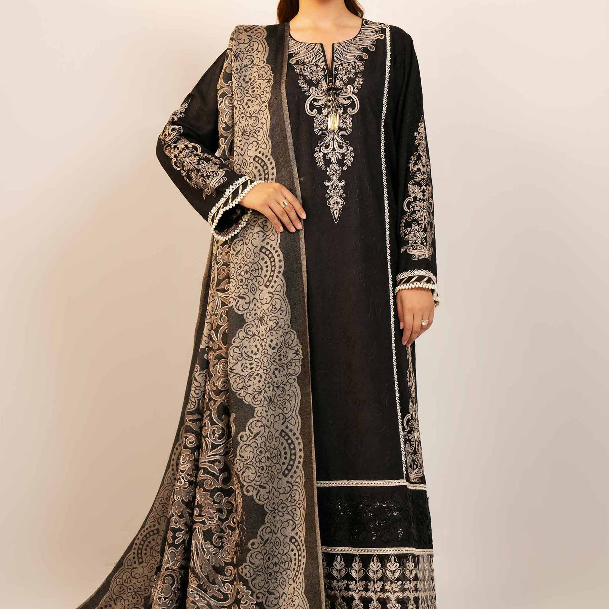 Nishat Linen | Naqsh Winter 2024 | Suit - 42404378