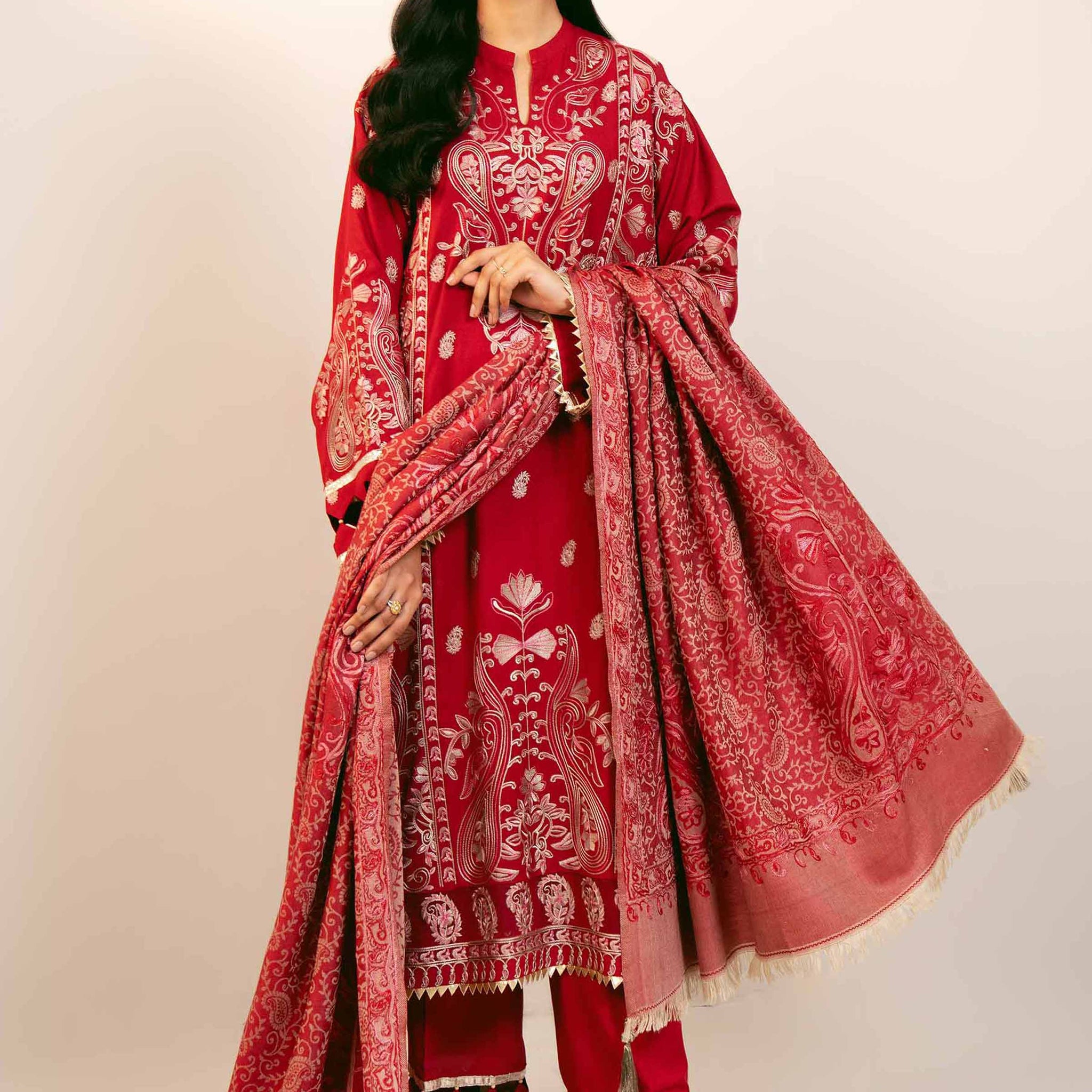 Nishat Linen | Naqsh Winter 2024 | Suit - 42404382