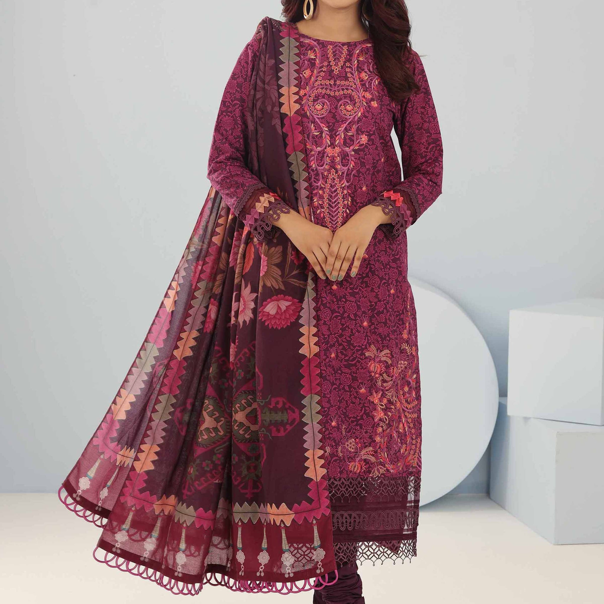 Nishat Linen | Naqsh Winter 2024 | Suit - 42404398