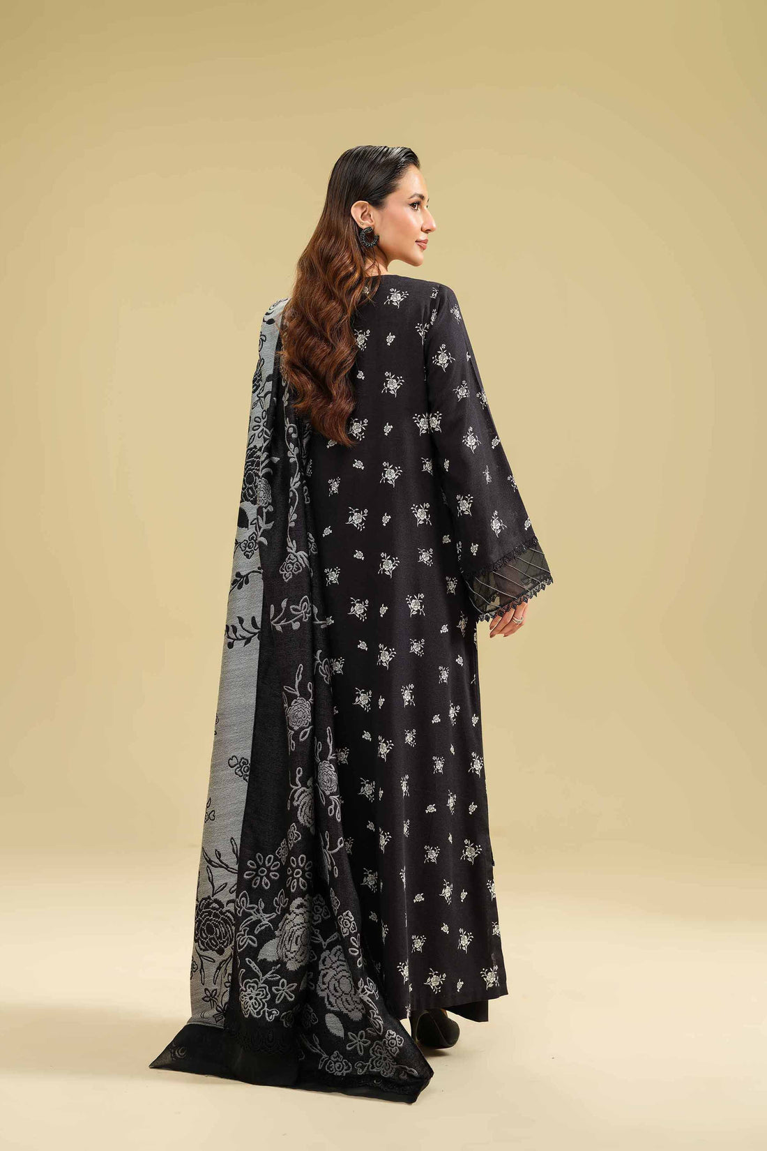 Nishat Linen | Shawl Collection 24 | 42404638