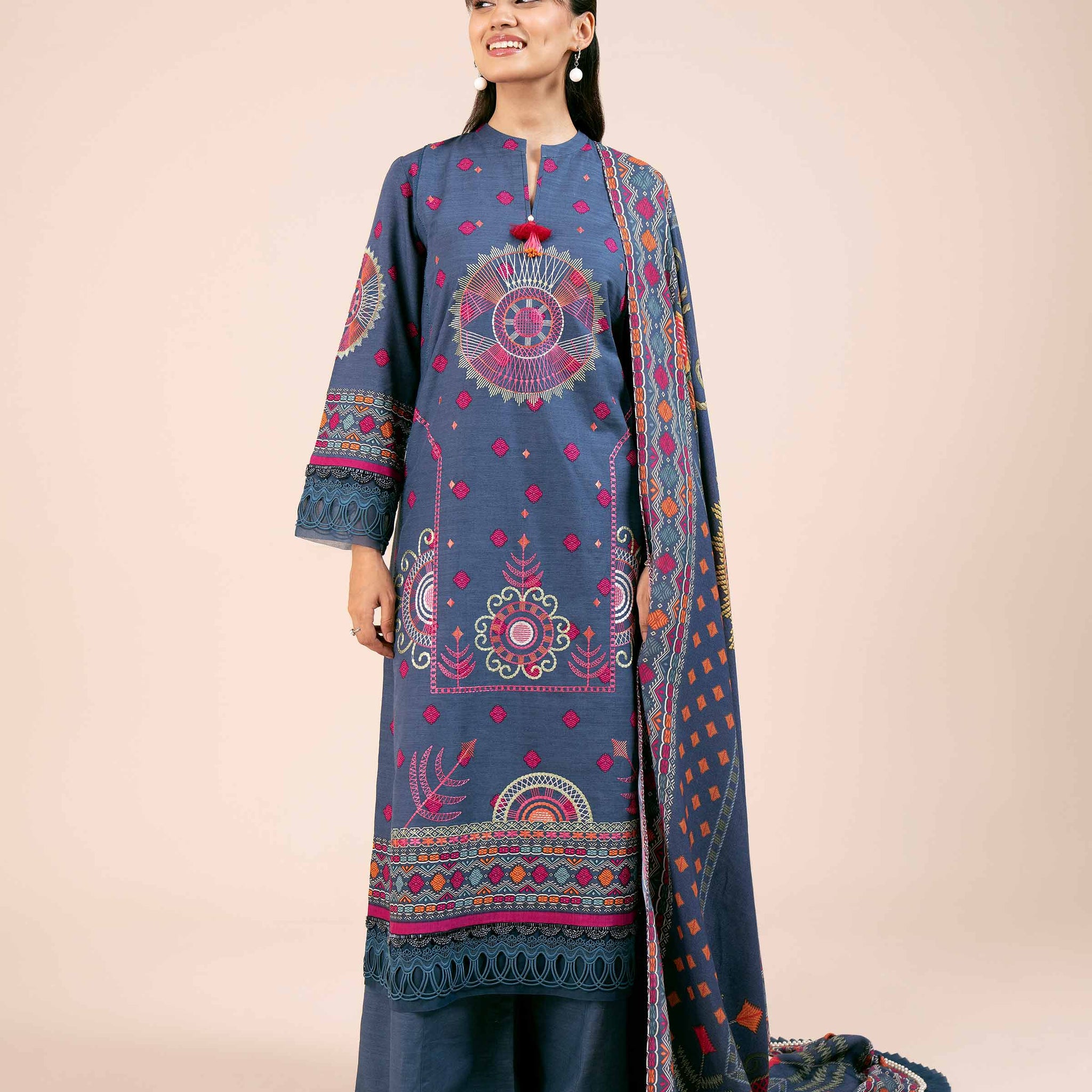 Nishat Linen | Naqsh Winter 2024 | Suit - 42404934