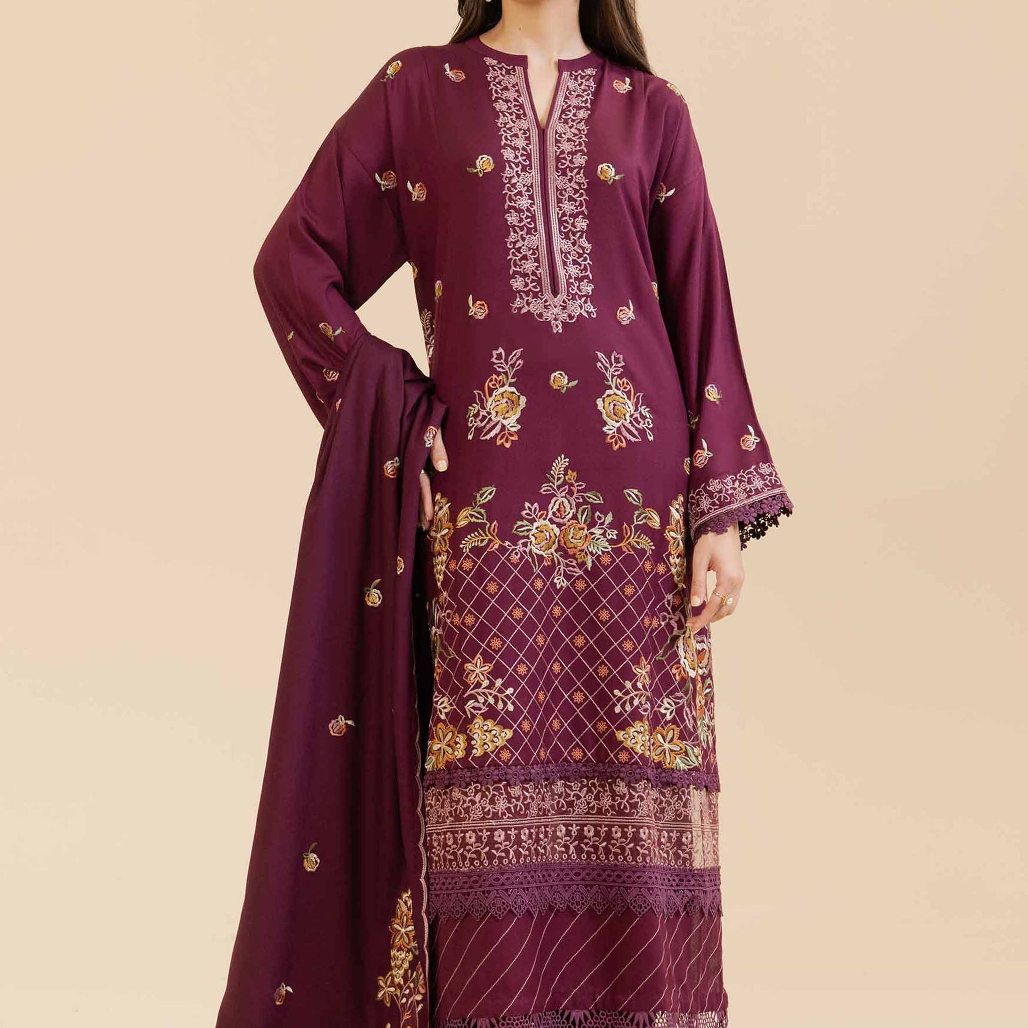 Nishat Linen | Naqsh Winter 2024 | Suit - 42405039