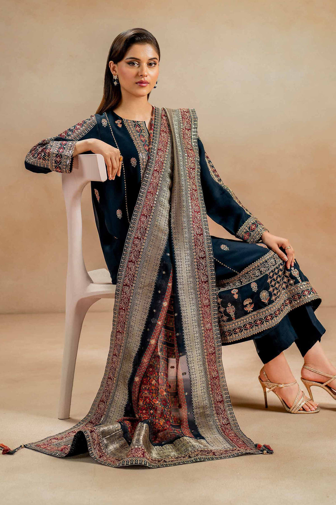 Nishat Linen | Luxury Winter 24 | 42411507