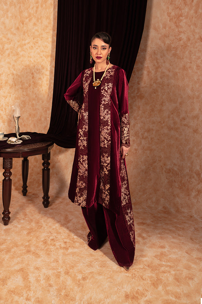 Fozia Khalid | Velvet Deck | Duchess