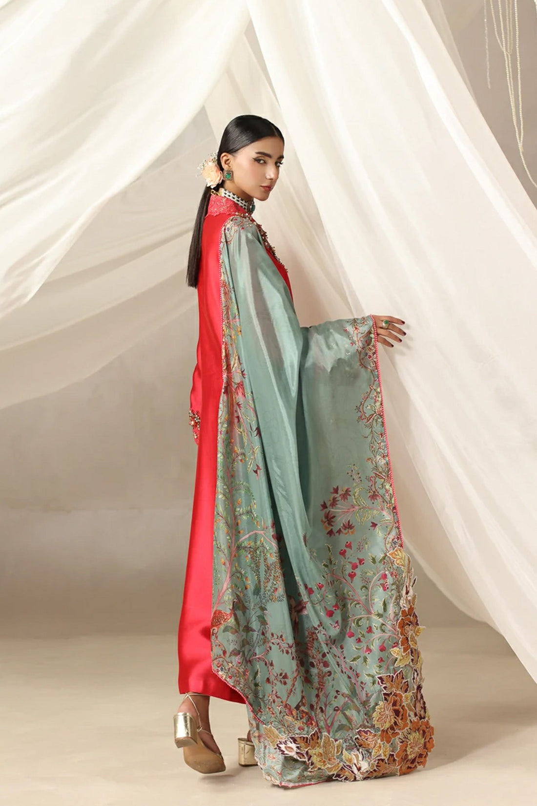 Musferah Saad | Into Twilight | Elara