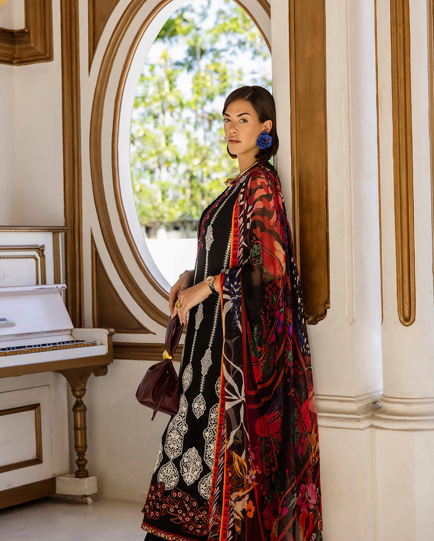 Esmel | Mon Tresor Luxe Lawn 26 | Amor Omnia Vincit