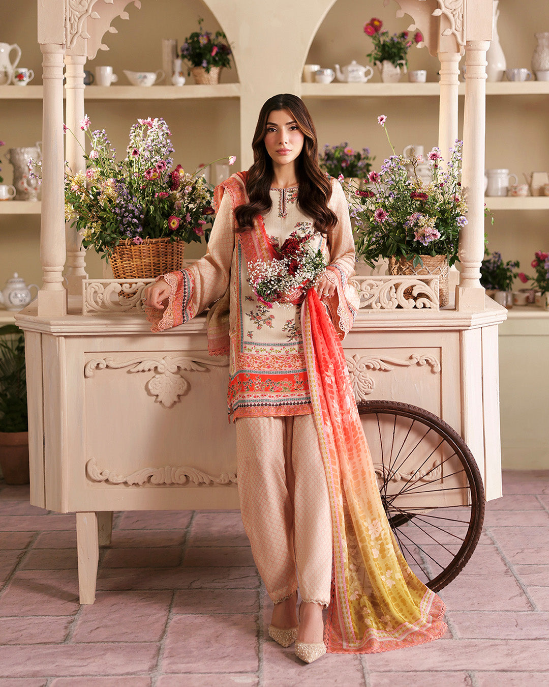 pakistani short shirt dresses Gharara with Short Shirt, Hand Embroidery, Pakistani Wedding Dresses, Formal Dresses, Indian, Bollywood , Southasian Gharara