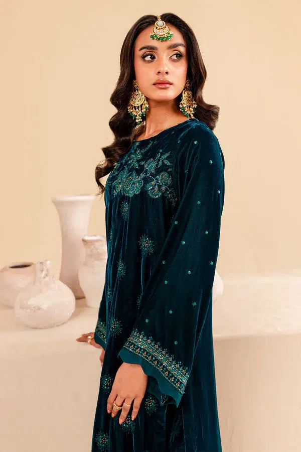 Nureh | Shades of Winter | Zoona - Hoorain Designer Wear - Pakistani Designer Clothes for women, in United Kingdom, United states, CA and Australia
