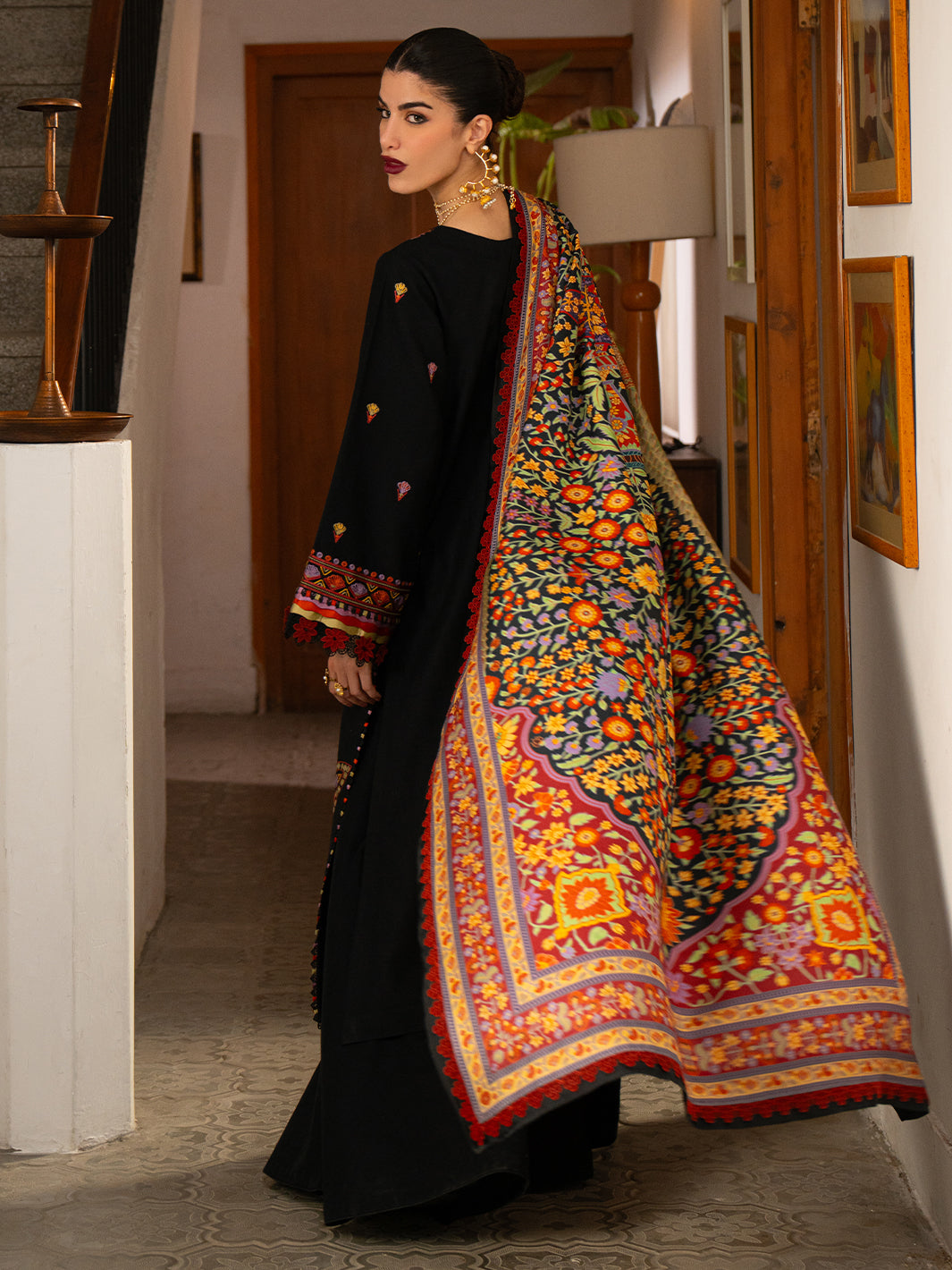 Bin Ilyas | Gulrukh Khaddar 25 | 61-B