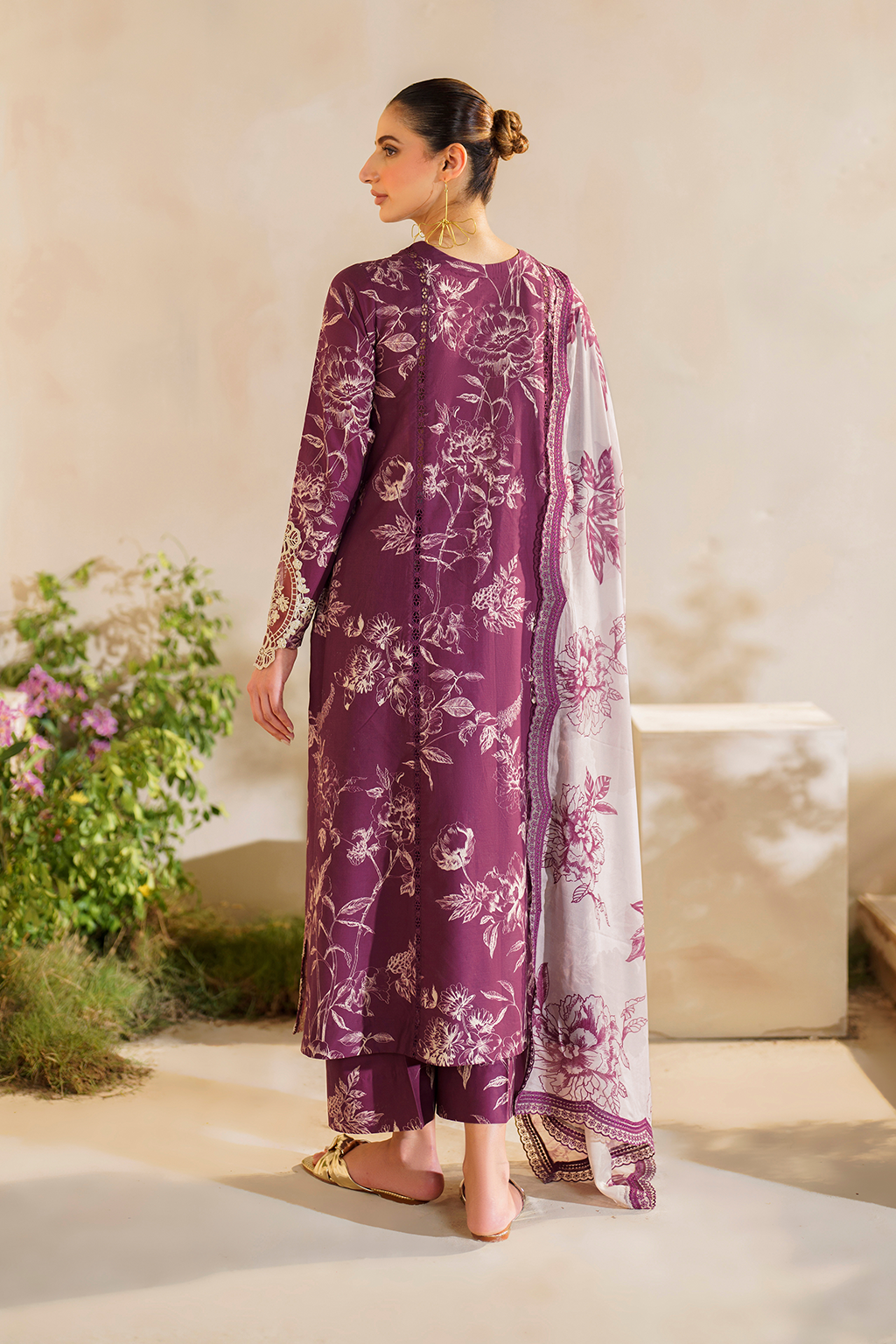 Iznik | Festive lawn 24 | SFL-04 - Pakistani Clothes for women, in United Kingdom and United States